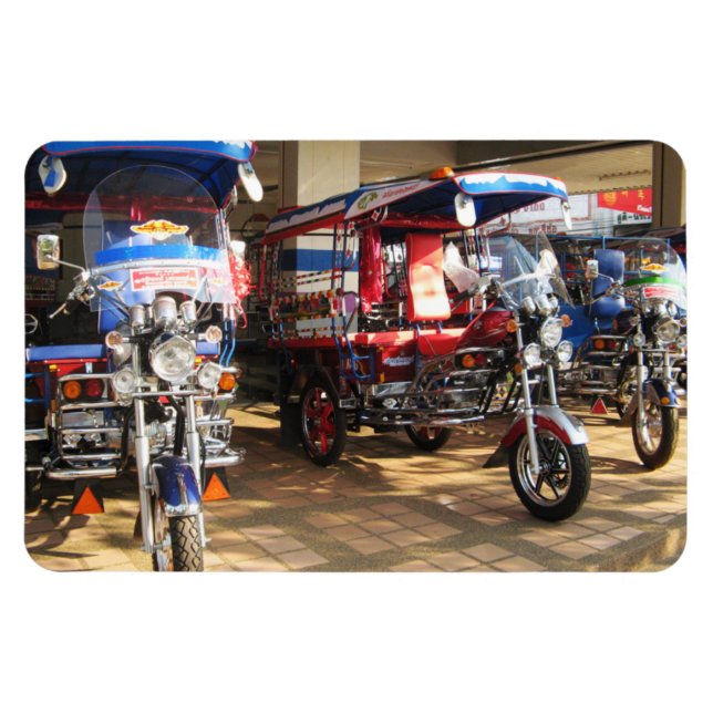 Ímã Tuk Tuk Showroom ... Udon Thani, Isaan, Tailândia (Horizontal)