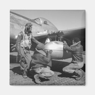 Imã Tuskegee Airmen, 1945