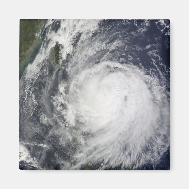 Imã Typhoon Lupit das Filipinas (Frente)