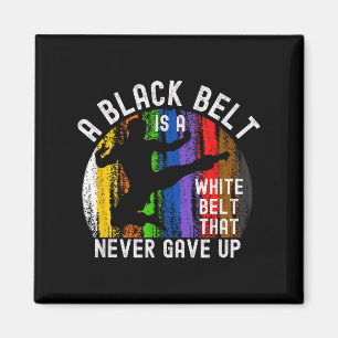 Imã Um Cinturão Negro É Um Cinturão Branco Que Nunca D