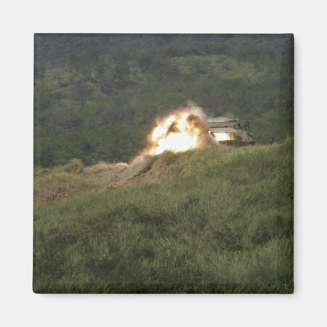 Imã Um fuzileiro marca um acerto direto (Frente)