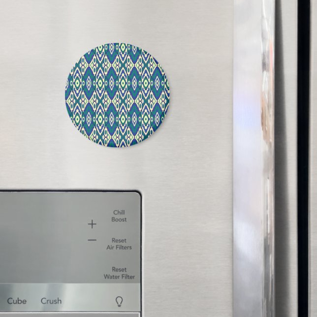 Imã um padrão azul e verde com fundo branco (In Situ (Fridge))