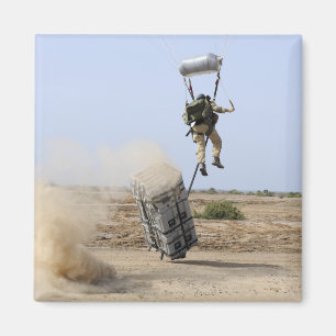 Imã Um pararescueman deixa cair na zona