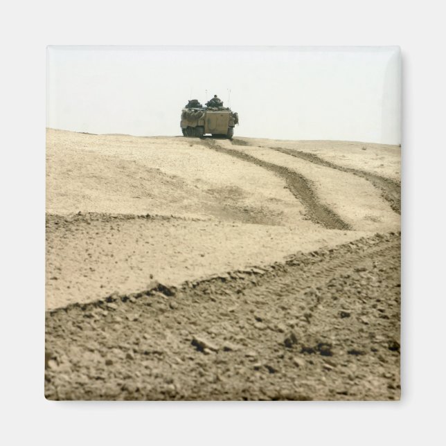 Imã Um veículo de assalto anfíbio (Frente)