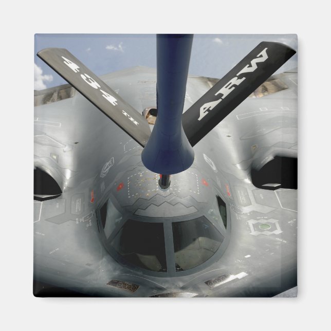 Imã Uma aeronave B-2 Spirit a entrar em posição (Frente)