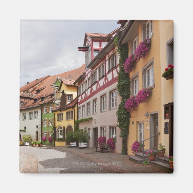 Imã Uma cidade medieval invulgarmente bem preservada n (Frente)