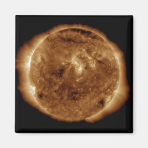 Imã Uma falha escura na atmosfera do sol