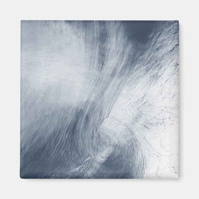 Imã Uma nuvem gigante de redemoinho que se espalha sob (Frente)