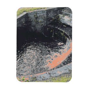 Ímã Uma piscina alaranjada em Welshpool