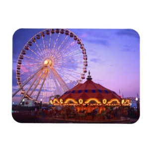 Ímã Uma roda gigante e carrossel no Navy Pier em