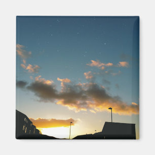 Imã Uma rua coroada com estrelas