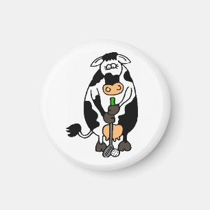 Imã Uma vaca jogando golfe
