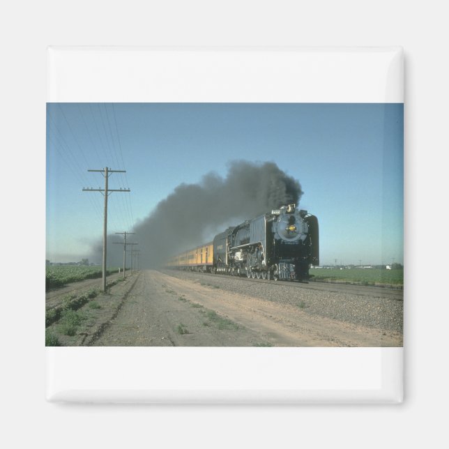Imã Union Pacific No. 8444 aciona um trem de Denver (Frente)