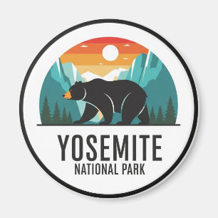 Imã Urso no Parque Nacional de Yosemite, a meio do dom