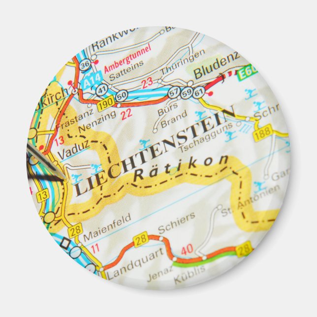 Imã Vaduz, Liechtenstein (Frente)