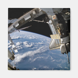 Imã Vaivém espacial Atlantis e uma nave espacial de