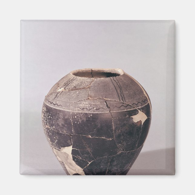 Imã Vaso de Engobe decorado com linhas onduladas (Frente)