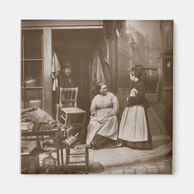 Imã Velho Mobiliário, do Street Life in London, 1877- (Frente)