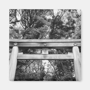 Imã Velho portão no santuário Meiji no Parque Yoyogi