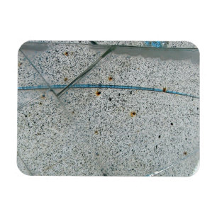 Ímã Vidro rachado e sujo quebrado