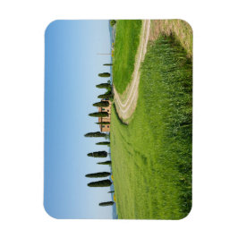 Ímã Villa fazenda com ciprestes na Toscana