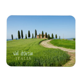 Ímã Villa fazenda com ciprestes na Toscana