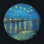 Imã Vincent Van Gogh Starry Night Over the Rhone<br><div class="desc">A obra-prima Van Gogh Starry Night - Uma pintura de Vincent Van Gogh,  Starry Night Over the Rhone,  mostra uma noite cheia de estrelas,  e uma ponte. Pintado em Arles France à noite,  pintado em 1888.</div>