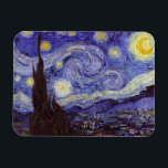Ímã Vincent Van Gogh Starry Night Vintage Fine Art<br><div class="desc">Vincent van Gogh Starry Night Fine Art Painting Starry Night Starry Night é uma pintura do artista poste-impressionista holandês Vincent van Gogh. O céu azul à noite está cheio de nuvens, estrelas e uma lua crescente brilhante. A Noite Estrelada é a única noturna na série de visões da janela do...</div>