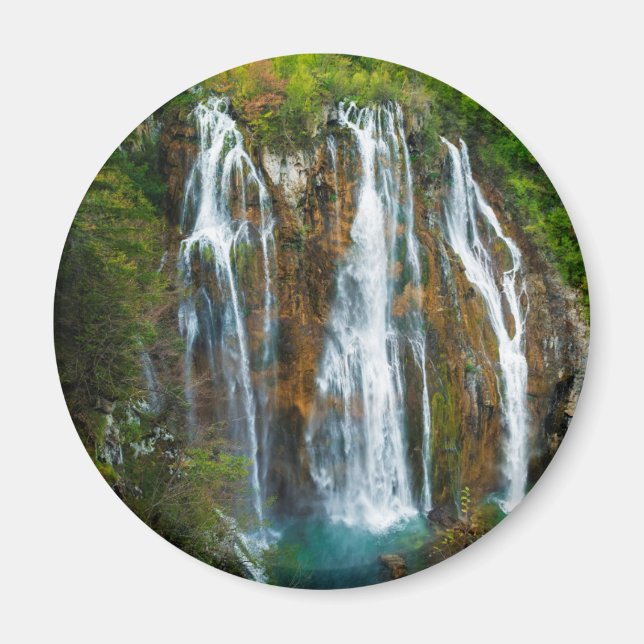 Imã Vista elevada da cascata, Croácia (Frente)
