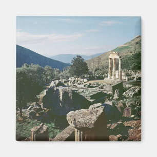 Imã Vista panorâmica do local com o templo dos tholos