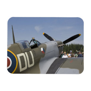 Ímã WA, Arlington, Arlington Fly-in, Segunda Guerra Mu