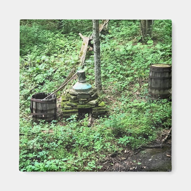 Imã Whiskey ainda em Mabry Mill, VA (Frente)