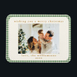 Ímã Xadrez Verde Clássica - Natal com Duas Fotografias<br><div class="desc">Xadrez Verde Clássica Gingham Personalizada com Duas Fotografias Feriado Magnet</div>