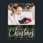 Ímã Xadrez Verde russa Foto de Natal feliz<br><div class="desc">Feliz Natal! Traga um pouco de alegria de férias para sua casa com nosso Magnet de Natal personalizável! Perfeito para mostrar memórias queridas, este ímã permite que você personalize com sua foto festiva favorita, fazer uma adição única ao seu decoro de férias. Um presente ideal para a família e os...</div>