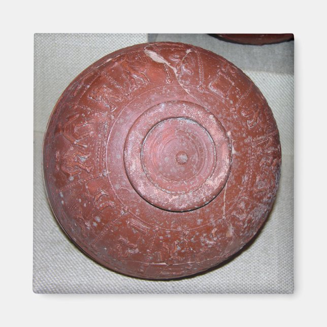 Imã Xícara de Dragondorff, c.150 BC (cerâmica) (Frente)