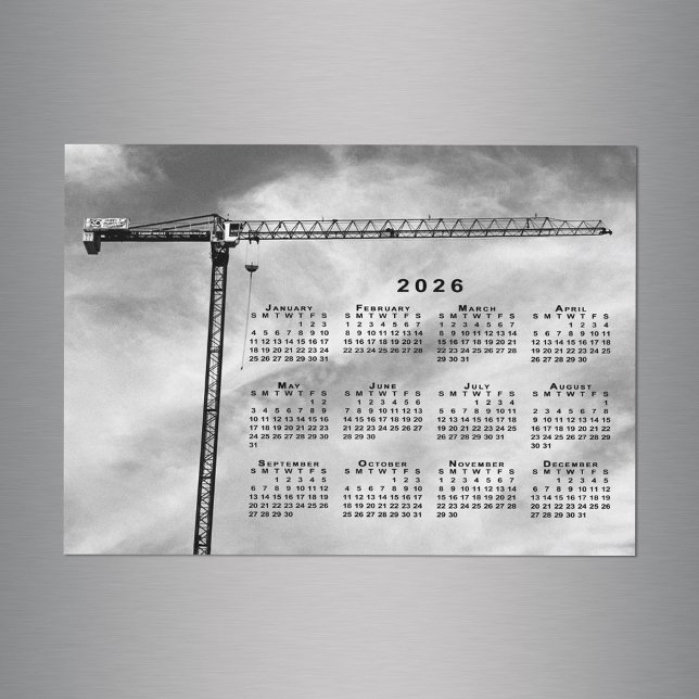 Imagem do Calendário 2026 da Crane de Construção C (Chic Construction Crane Photo 2026 Calendar Magnet in situ)