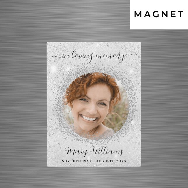 Imagem elegante do Memorial prateado (Criador carregado)