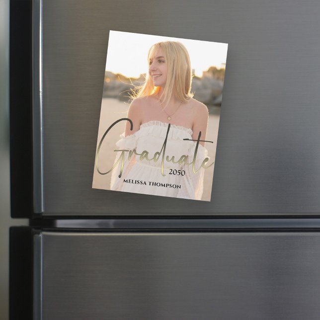 Imagem Preta Simples e Magnética Dourada de Script (Criador carregado)