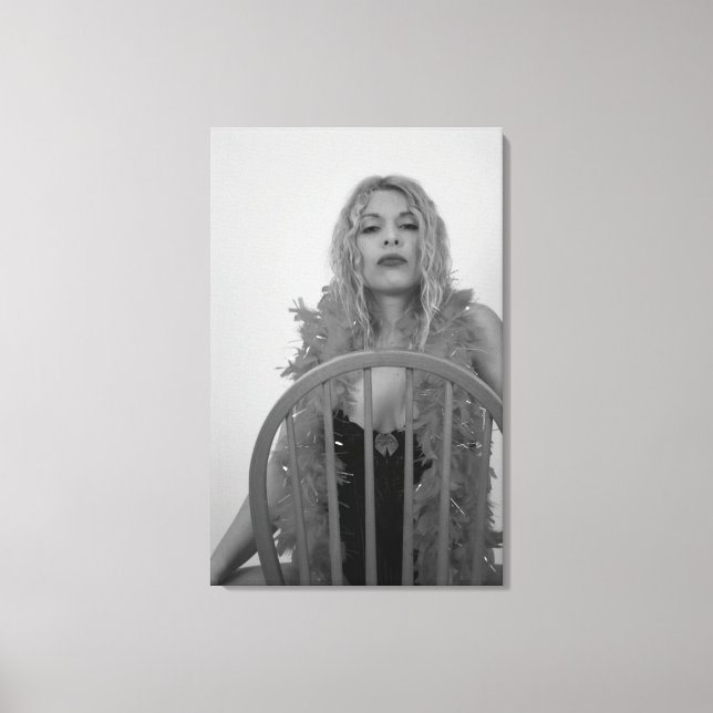 Imagem Skye Delamey na canvas (Frente)