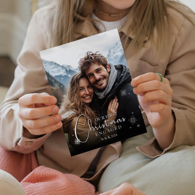 Impressão de Foto do Casal Feliz Envolvido para o  (Criador carregado)