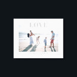 Impressão de Fotografia de Evento de Memória de Am<br><div class="desc">Uma mensagem de cinza suave do Love sobrepõe sua foto favorita com um texto personalizado abaixo para comemorar um momento especial da família como um casamento, noivado, reunião e muito mais. Carregue uma imagem grande e de alta resolução para criar sua própria arte de parede, de tipo único, e mantenha...</div>