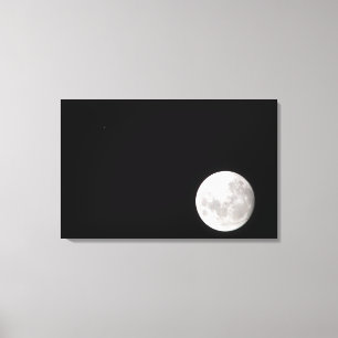 Impressão Em Tela A vista de uma Lua cheia, igualmente mostra Marte