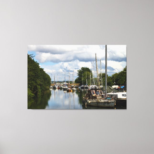 Impressão Em Tela Águas Estáticas em Lydney Docks no Reino Unido (Frente)