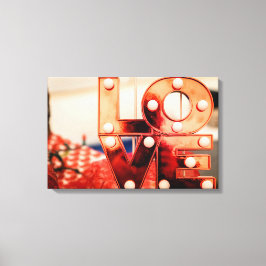 Impressão Em Tela AMOR (Grande Letra Vermelha)