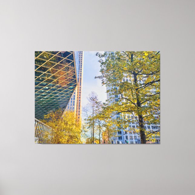 Impressão Em Tela Autumn Cityscape com Arquitetura Moderna (Frente)