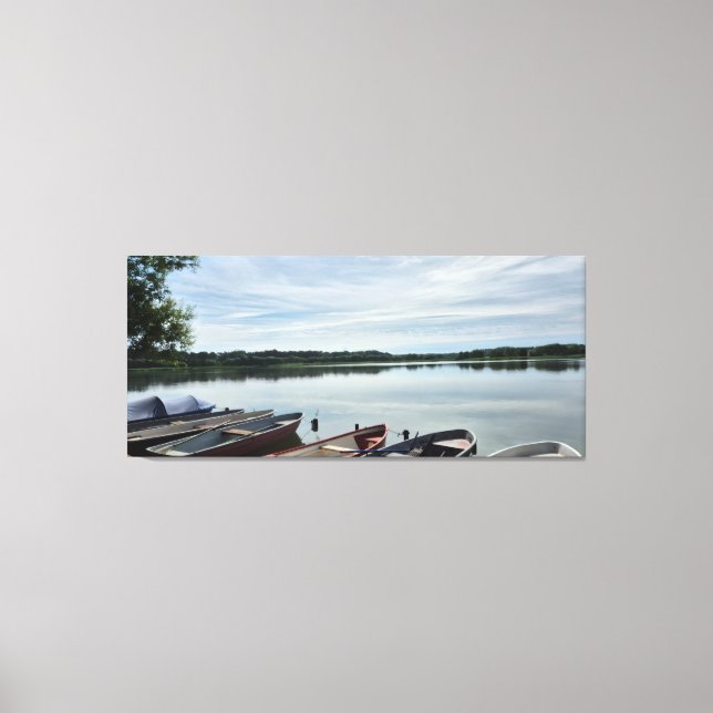 Impressão Em Tela Barcos-Voz Pacíficos no Lago Calm Serene (Frente)