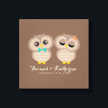 Impressão Em Tela Casal Coruja<br><div class="desc">Ilustração adorável de duas corujas. Personalize-o com os seus nomes e a data do casamento por uma bela manutenção.</div>