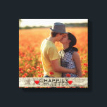 Impressão Em Tela Casamento Russo de Fotografias Personalizadas, Fel<br><div class="desc">Crie uma foto de casamento meio rústica. Adicione sua foto. (O quadrado funciona melhor.) Na parte inferior está um conselho de madeira robusto e rústico que diz 'Felizmente para Sempre Depois' com corações vermelhos e inchados em cada extremidade. Não apenas para casamentos, você pode adicionar uma foto de família, uma...</div>