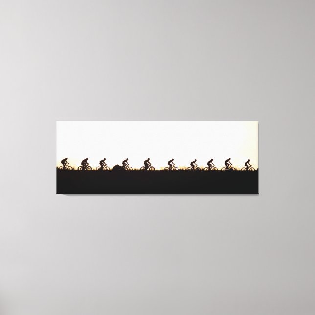 Impressão Em Tela Cavaleiros Da Bicicleta Montanha Caminham Pela Bar (Frente)