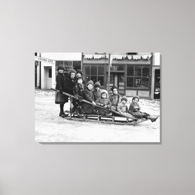 Impressão Em Tela Crianças Brincando em Sleigh em Seward (Frente)